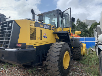 Kolesový nakladač KOMATSU WA380