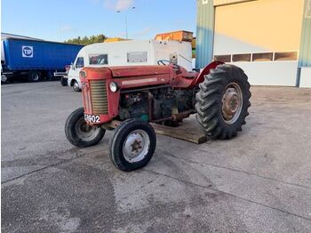 Traktor MASSEY FERGUSON