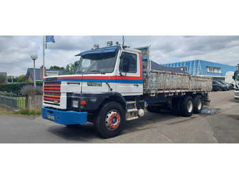Sklápač SCANIA T112