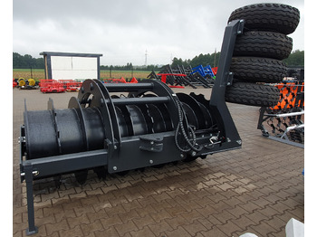 Poľnohospodársky valec METAL-TECHNIK
