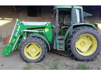 Predný nakladač na traktor METAL-TECHNIK
