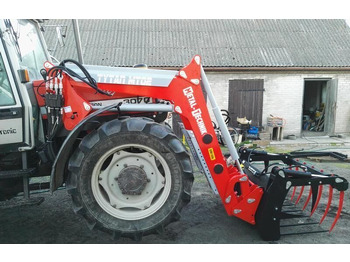 Predný nakladač na traktor MASSEY FERGUSON