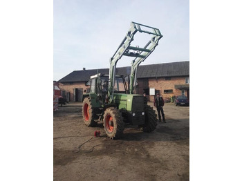 Predný nakladač na traktor METAL-TECHNIK