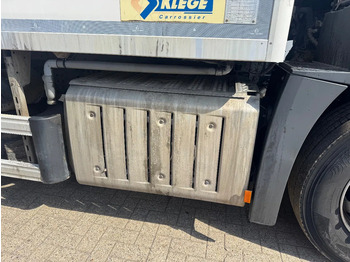 Chladirenské nákladné vozidlo Mercedes-Benz Antos 1827 **BLUETEC 6-FRENCH TRUCK-8,70L BOX**: obrázok 4