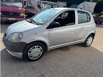 Hatchback TOYOTA