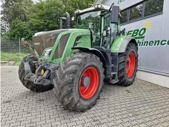 Traktor FENDT 826 Vario