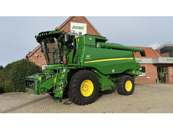 Obilný kombajn JOHN DEERE T660