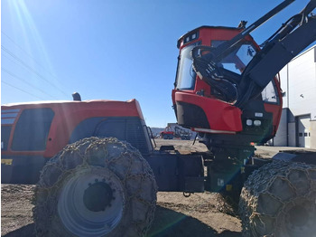 Lesnícky harvestor Komatsu 911: obrázok 2 Lesnícky harvestor Komatsu 911: obrázok 2