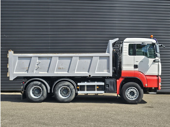 Ťahač MAN TGA 26.440 / TIPPER - TRACTOR COMBI /6x4 / SPRING / BIG AXLE: obrázok 4 Ťahač MAN TGA 26.440 / TIPPER - TRACTOR COMBI /6x4 / SPRING / BIG AXLE: obrázok 4