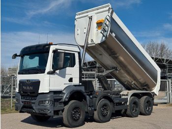 Sklápač MAN TGS 35.510