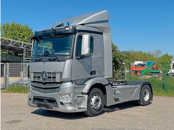 Ťahač MERCEDES-BENZ