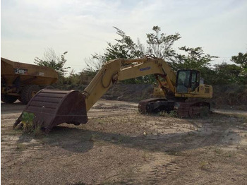 Pásové rýpadlo KOMATSU PC450-8