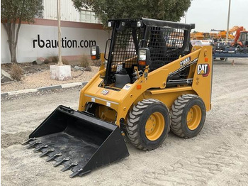 Šmykom riadený nakladač CATERPILLAR 216B3