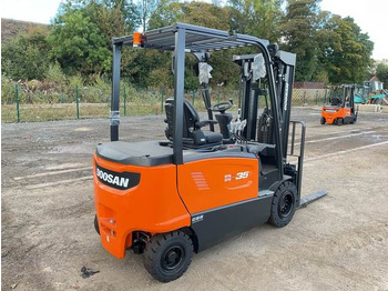 Elektrický vysokozdvižný vozík Doosan B35X-7 PLUS: obrázok 3