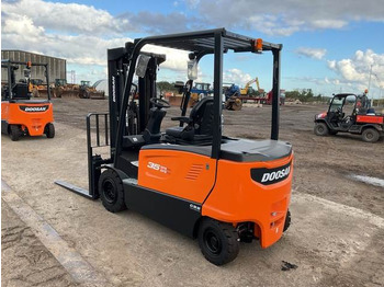 Elektrický vysokozdvižný vozík Doosan B35X-7 PLUS: obrázok 2