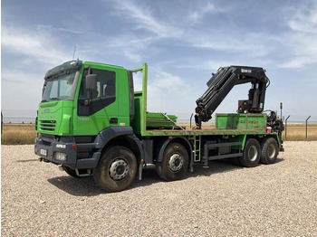 Auto s hydraulickou rukou IVECO Trakker