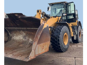 Nakladač CATERPILLAR 966M