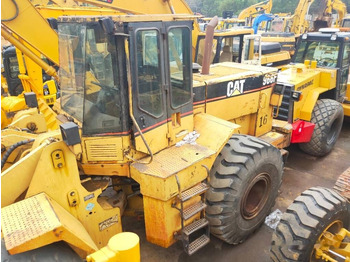 Kolesový nakladač CATERPILLAR 966F