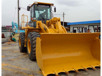 Kolesový nakladač CATERPILLAR 966G