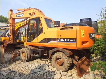Kolesové rýpadlo DOOSAN DH210W-7