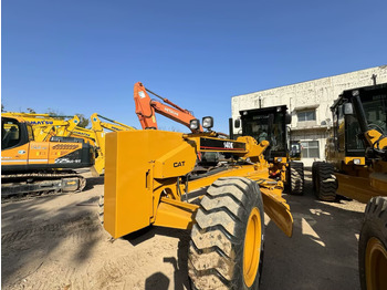 Zrovnávač CATERPILLAR 140H