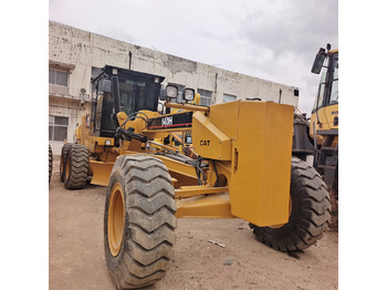 Zrovnávač CATERPILLAR 140H