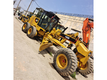 Zrovnávač CATERPILLAR 140H