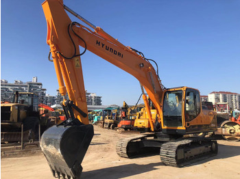 Pásové rýpadlo HYUNDAI R215