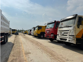 Sklápač SINOTRUK HOWO