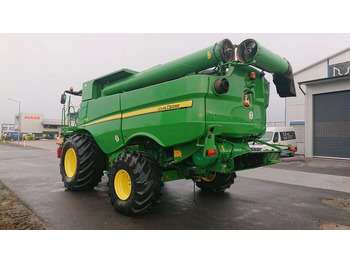Obilný kombajn John Deere S670: obrázok 4 Obilný kombajn John Deere S670: obrázok 4