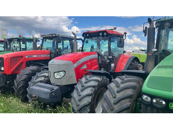 Traktor McCORMICK