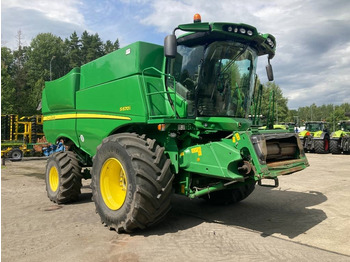 Obilný kombajn JOHN DEERE S670