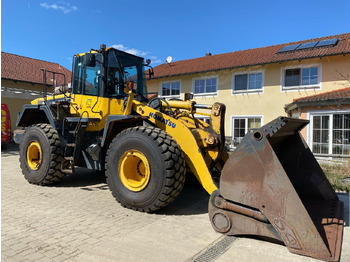 Kolesový nakladač KOMATSU WA380