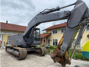 Pásové rýpadlo VOLVO EC300
