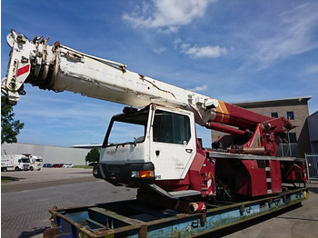 Žeriav pre všetky terény LIEBHERR LTM 1040-2.1