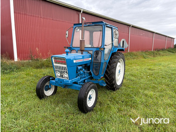Traktor FORD