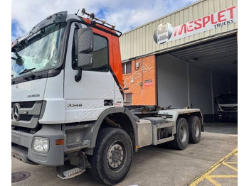 Hákový nosič kontajnerov MERCEDES-BENZ Actros