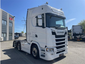 Ťahač SCANIA S 660