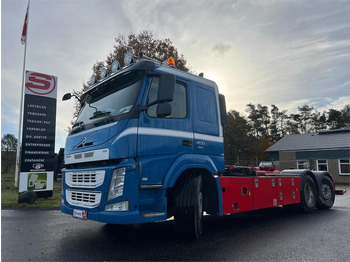 Hákový nosič kontajnerov VOLVO FM 450