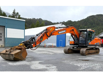 Pásové rýpadlo DOOSAN DX180