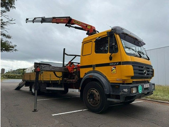 Auto s hydraulickou rukou MERCEDES-BENZ