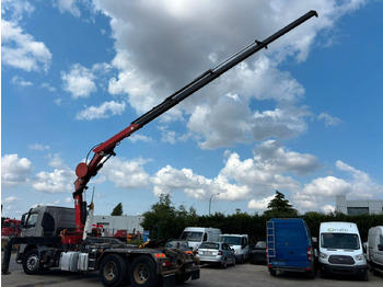 Auto s hydraulickou rukou VOLVO