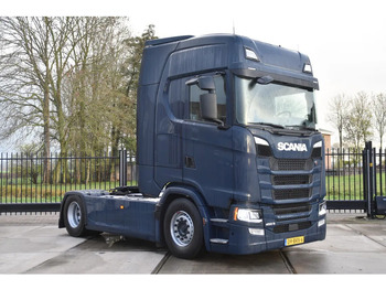Ťahač SCANIA S 450
