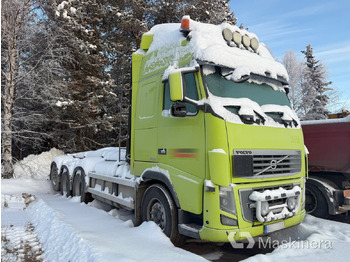 Hákový nosič kontajnerov VOLVO FH16
