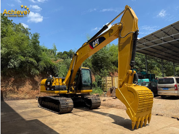Pásové rýpadlo CATERPILLAR 320D