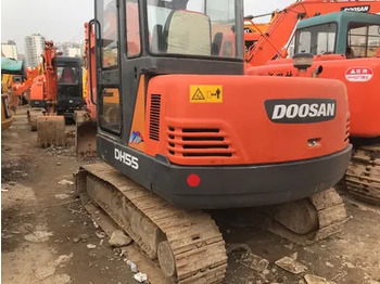 Pásové rýpadlo DOOSAN DH55