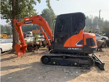Pásové rýpadlo DOOSAN DX60