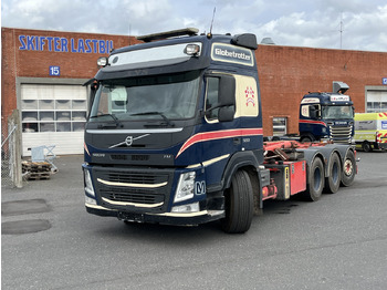 Hákový nosič kontajnerov VOLVO FM 500