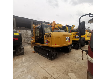 Pásové rýpadlo CATERPILLAR 313D