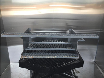 Kabína a interiér LIEBHERR